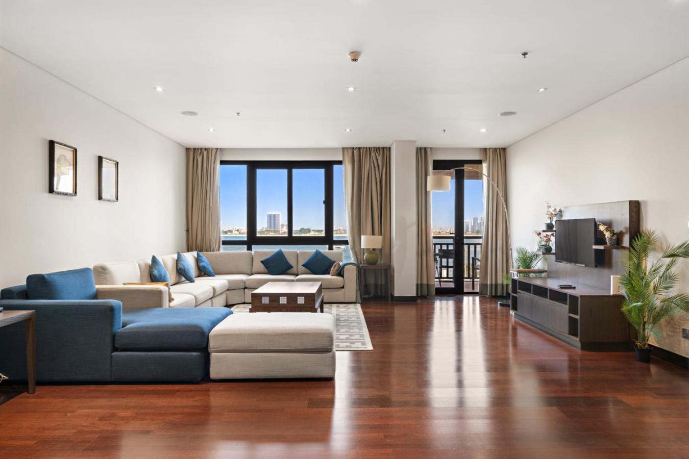 Full Sea View 1 Bedroom With Lagoon Pool & Access