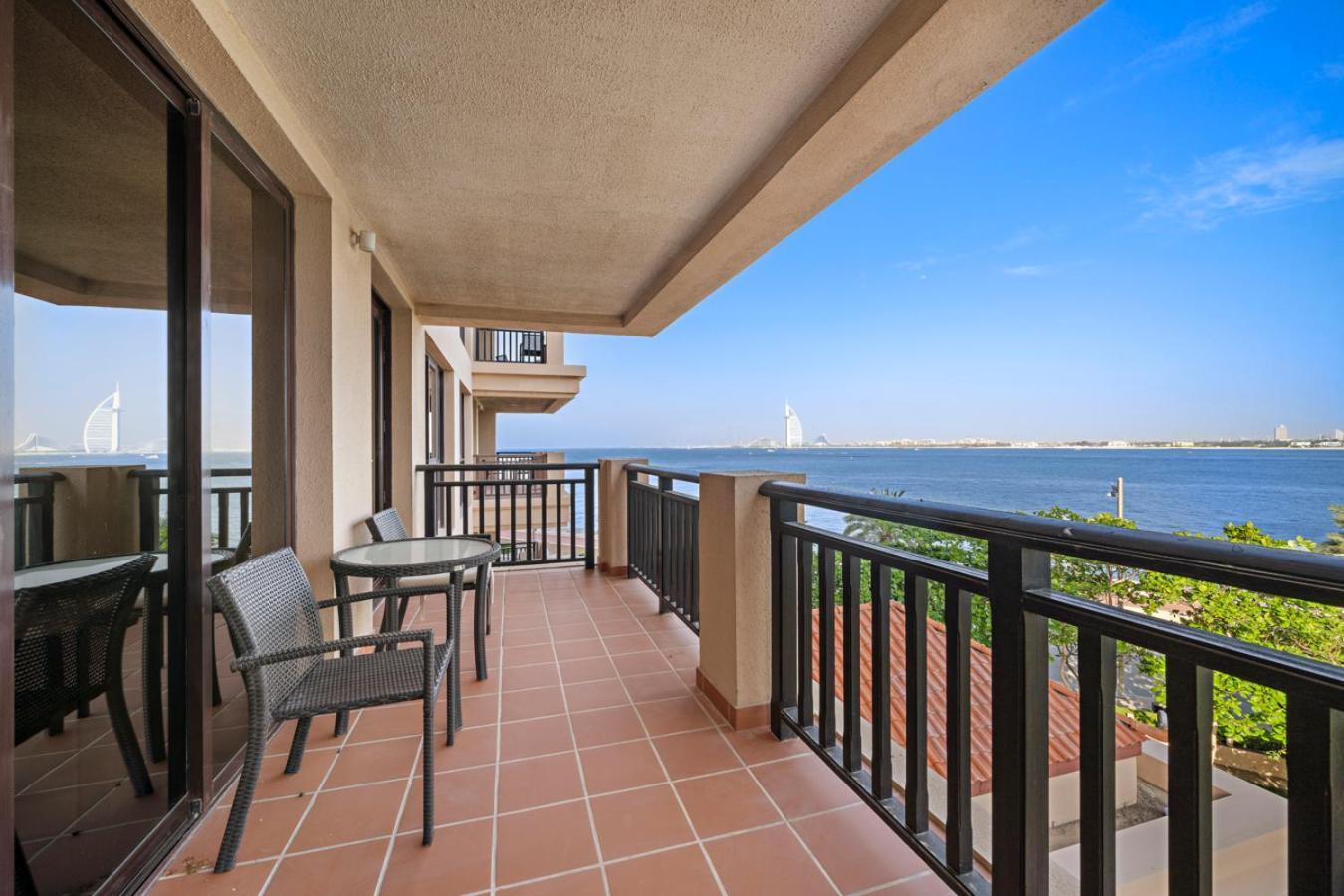 Apartment Full Sea View 1 Bedroom With Lagoon Pool & Access Dubai